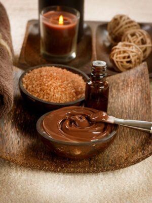 Esencia Candle & Body Care Chocolate