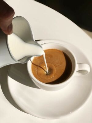 Esencia Cafe Con Leche